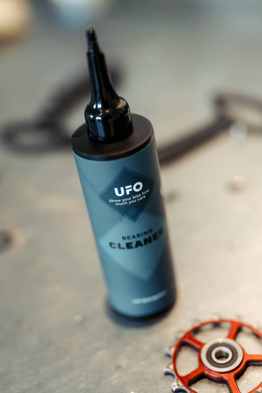 UFO Bearing Cleaner